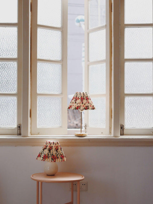 Flores Table Lamp - DWHOME