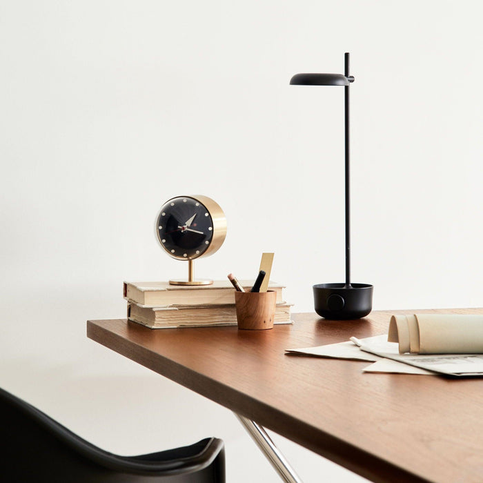 Focal LED Table Lamp-DWHOME