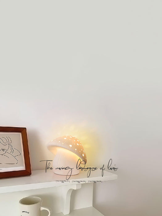 Fungo White Table Lamp - DWHOME