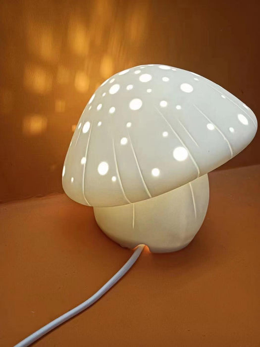 Fungo White Table Lamp - DWHOME