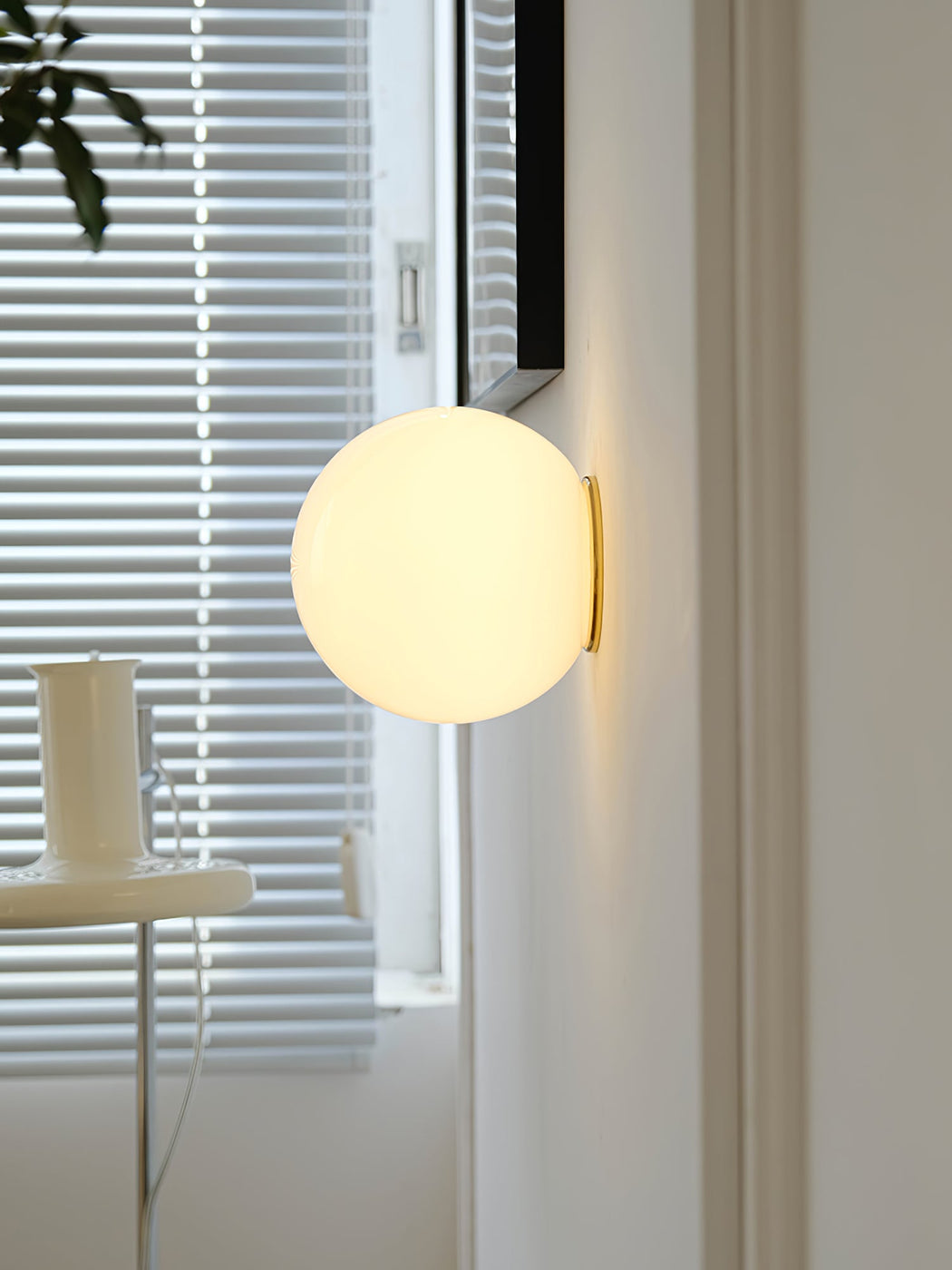 Glass Mini Orb Wall Lamp | DWHOME