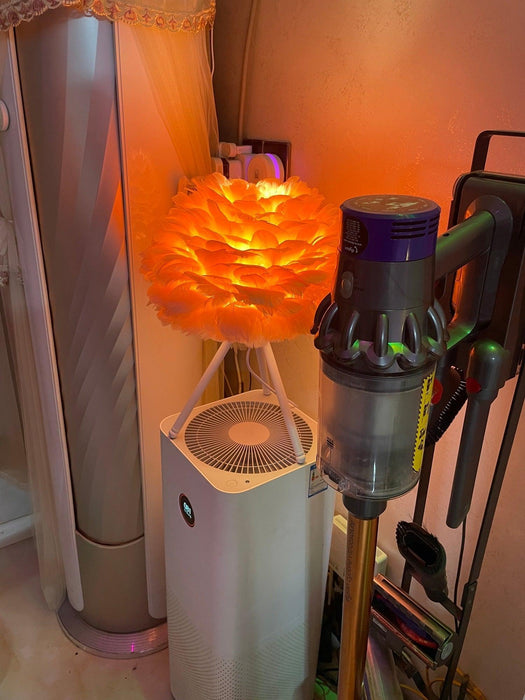 "Lampe de table en plumes d'oie - DWHOME"