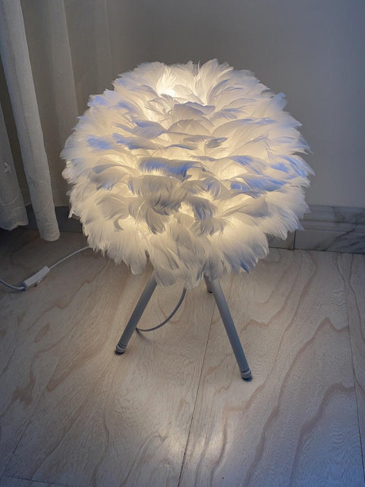 "Lampe de table en plumes d'oie - DWHOME"