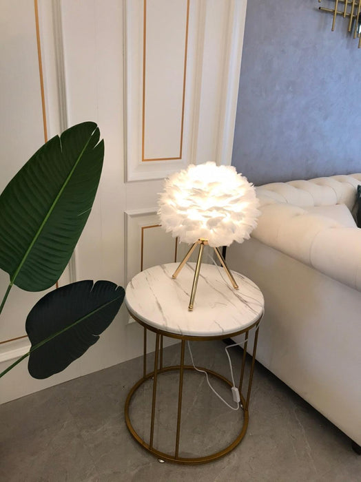 "Lampe de table en plumes d'oie - DWHOME"