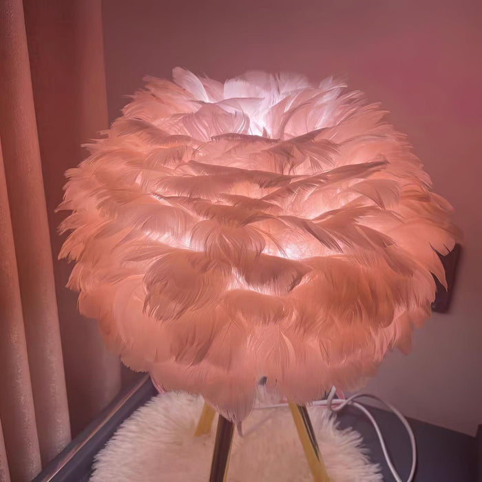 "Lampe de table en plumes d'oie - DWHOME"