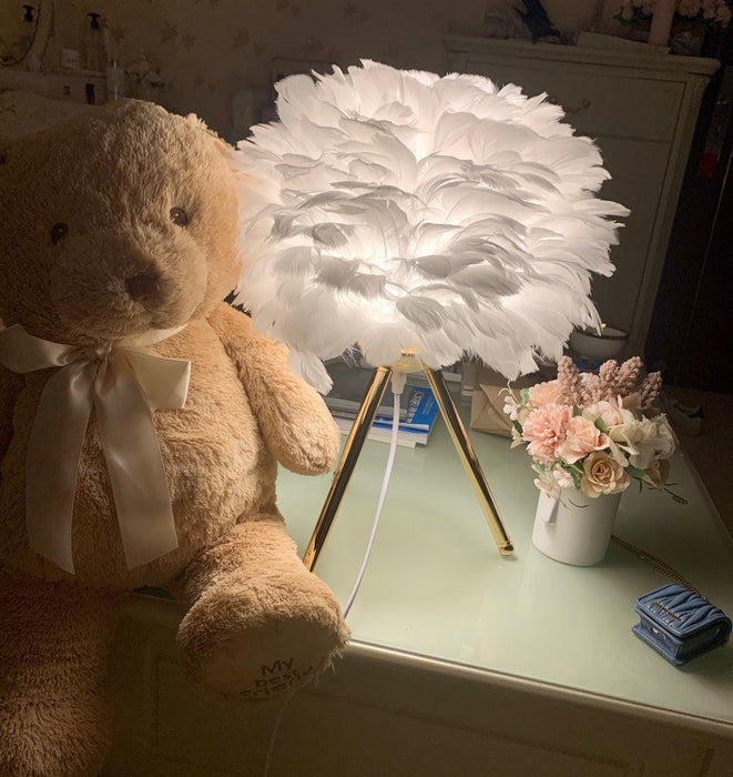 "Lampe de table en plumes d'oie - DWHOME"