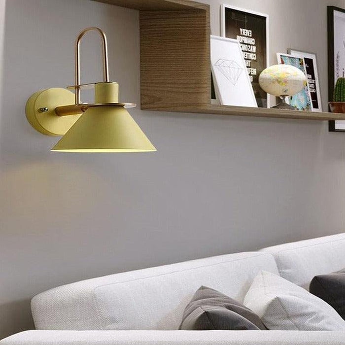 Modern Style Shuttle Wall Light-DWHOME