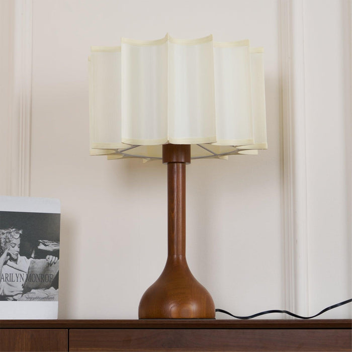 Hakka Table Lamp-DWHOME