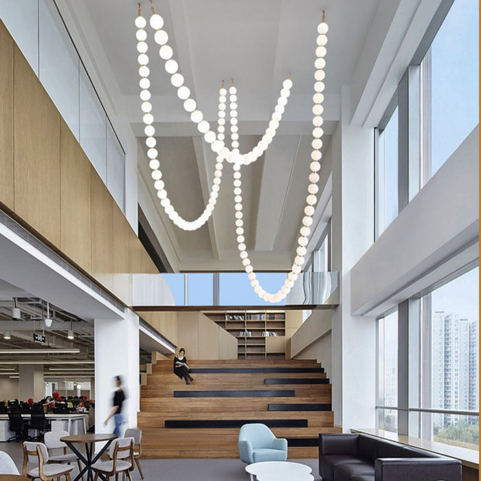 Halti Necklace Acrylic Chandelier - Vakkerlight