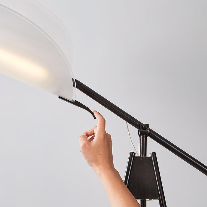 Heart Wing Tripod Floor Lamp-DWHOME