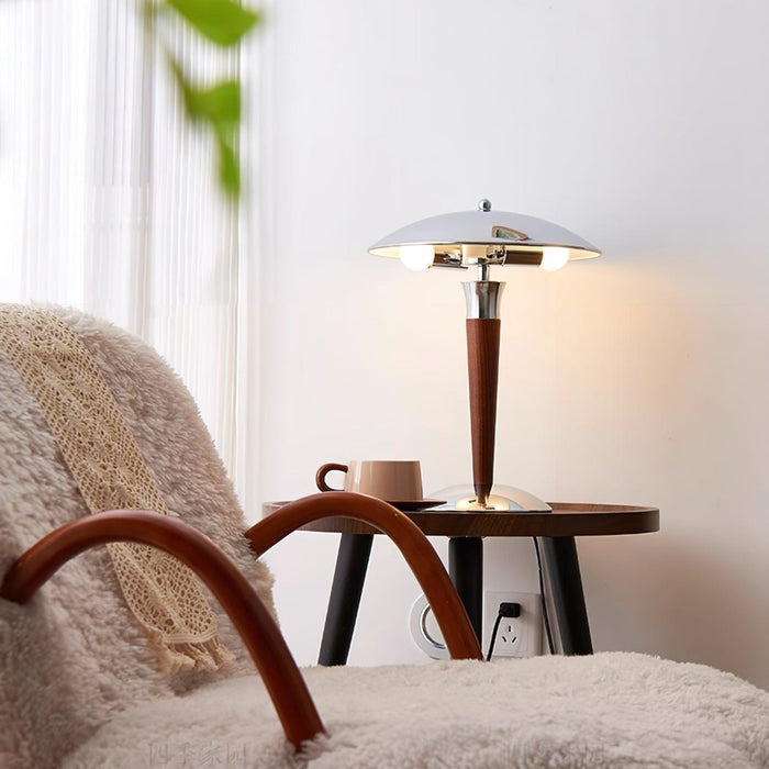 Helmet Table Lamp - DWHOME