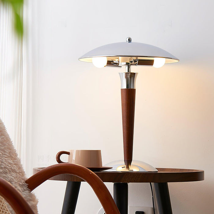 Helmet Table Lamp - DWHOME