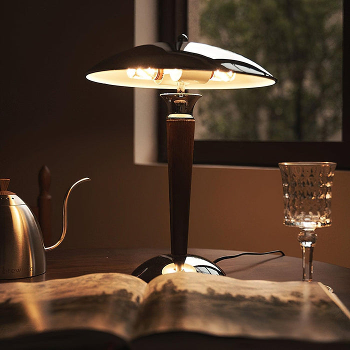 Helmet Table Lamp - DWHOME