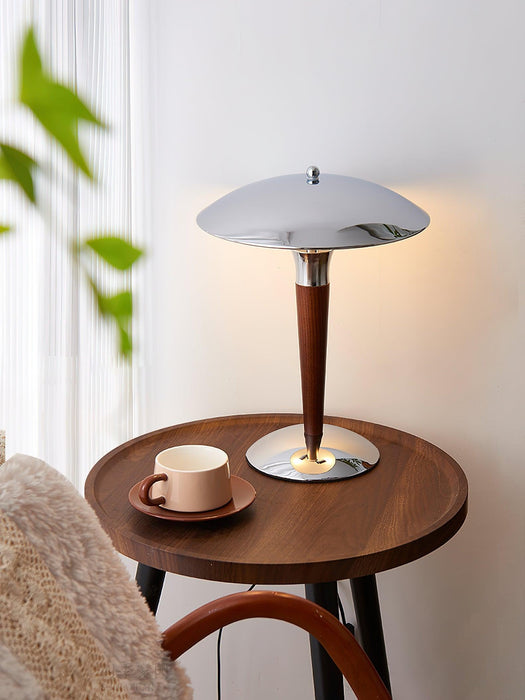 Helmet Table Lamp - DWHOME
