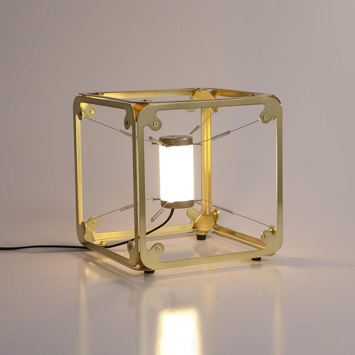 Hyperqube Table Lamp - DWHOME