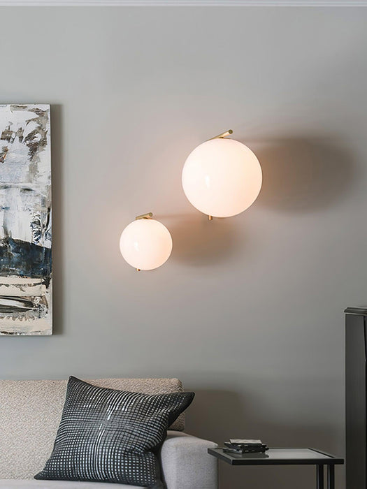 Blown Glass Opal Glass Wall Lamp-DWHOME