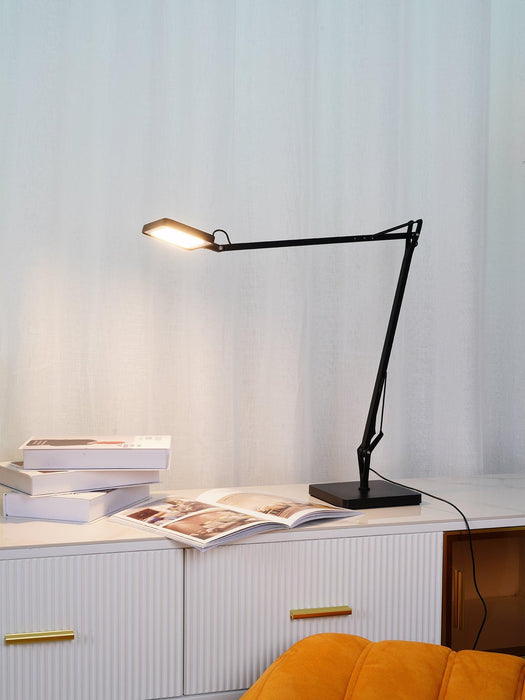 Edge Table Lamp - DWHOME