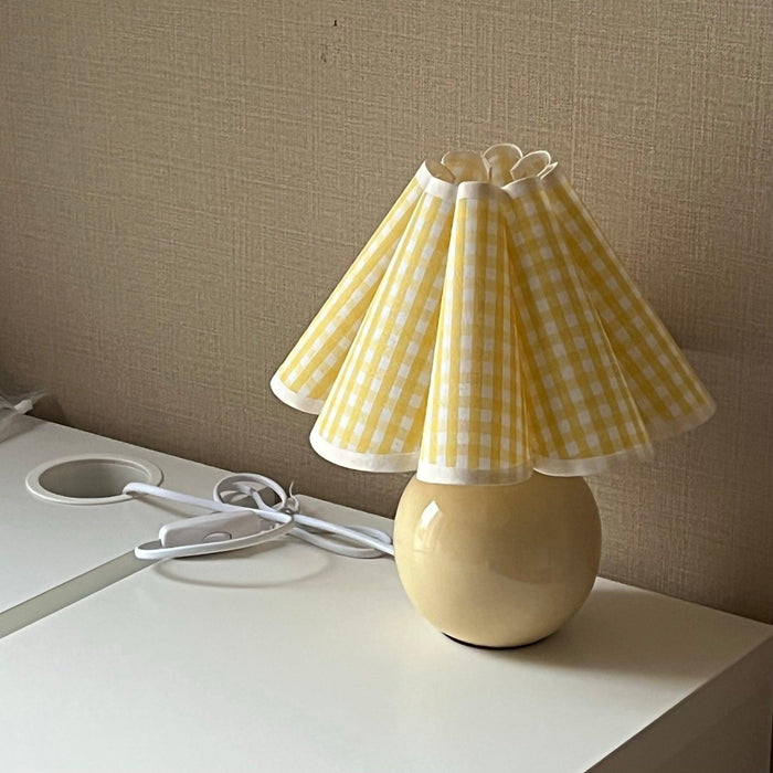 Kicsi Knife Pleat Table Lamp-DWHOME
