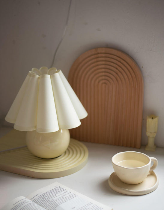 Kicsi Knife Pleat Table Lamp-DWHOME