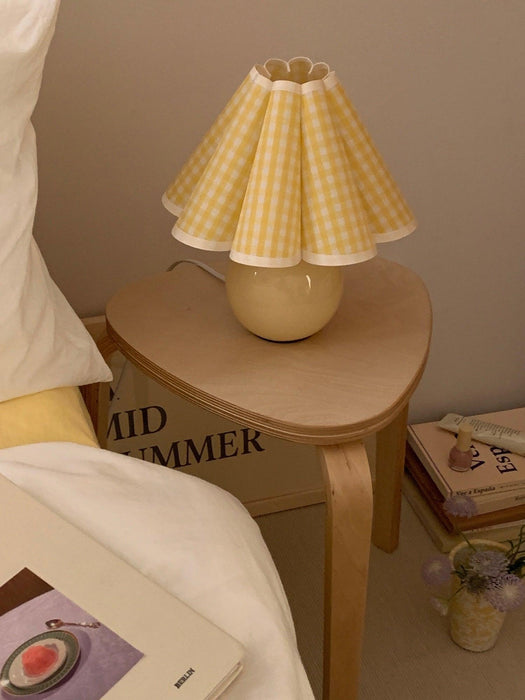 Kicsi Knife Pleat Table Lamp-DWHOME