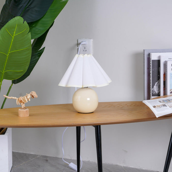 Kicsi Knife Pleat Table Lamp-DWHOME