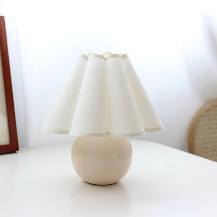 Kicsi Knife Pleat Table Lamp-DWHOME