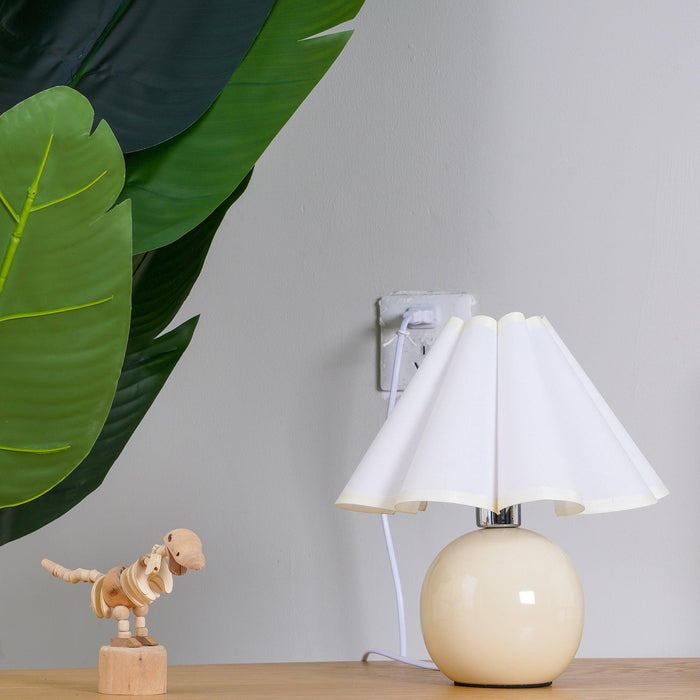 Kicsi Knife Pleat Table Lamp-DWHOME