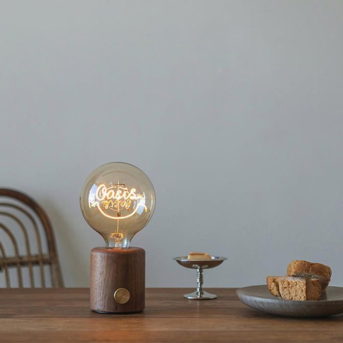 Kuitt Smiley Built-in Battery Table Lamp - DWHOME