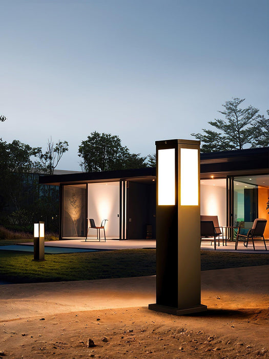 Kuzco Bollard Outdoor Light-DWHOME