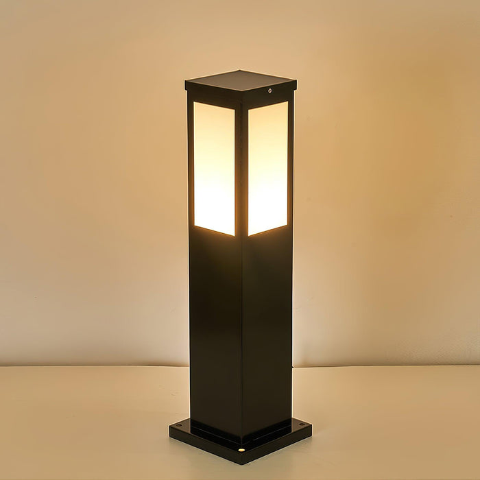Kuzco Bollard Solar Outdoor Light-DWHOME