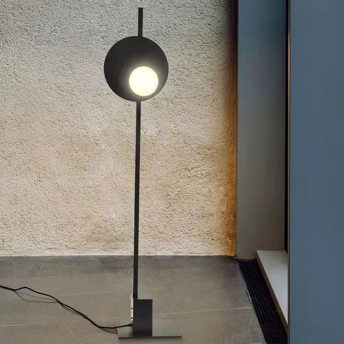 Kwic Floor Lamp - DWHOME