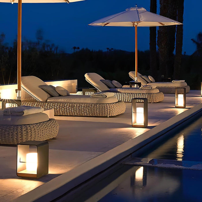 Lantern Garden Solar Outdoor Light-DWHOME