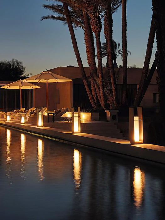 Lantern Garden Solar Outdoor Light-DWHOME