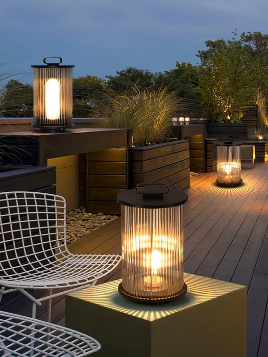 Lantern Garden Outdoor Light - DWHOME