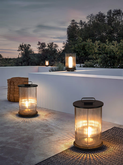 Lantern Garden Solar Outdoor Light-DWHOME