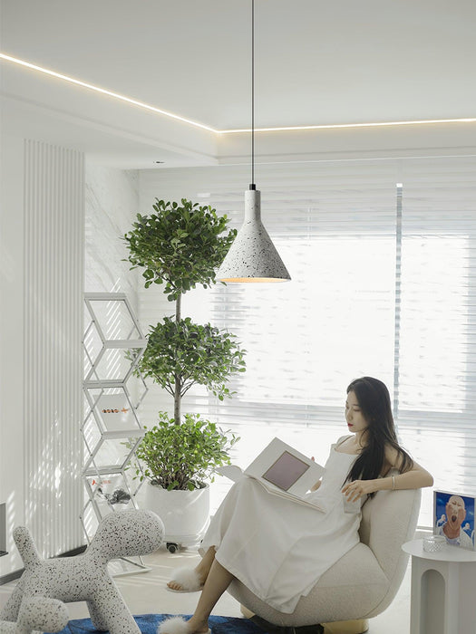Lastri Pendant Light-DWHOME