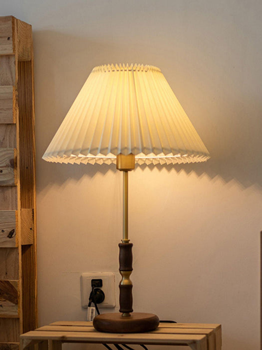 "Lampe de table Le Klint DWHOME"