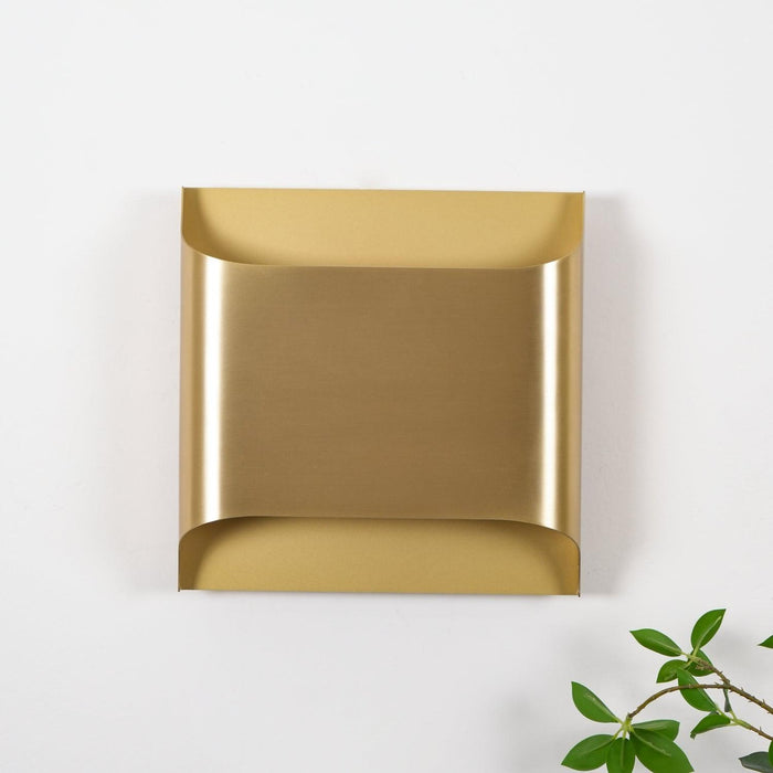 Leclerc Brass Wall Lamp-DWHOME