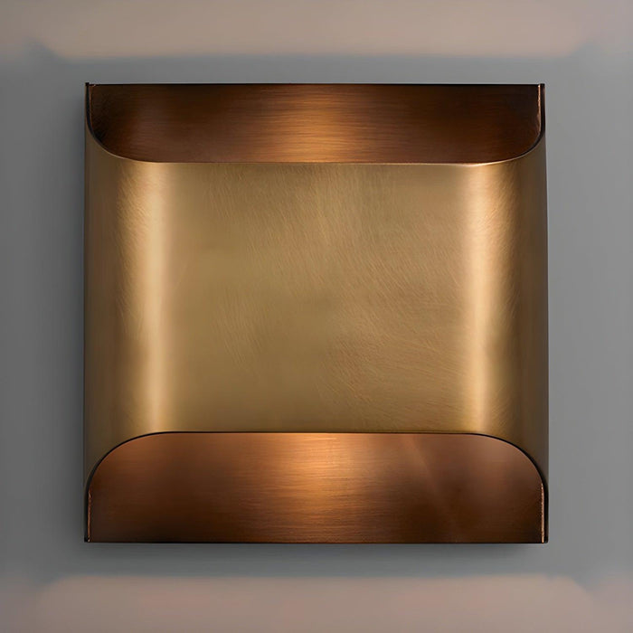 Leclerc Brass Wall Lamp-DWHOME