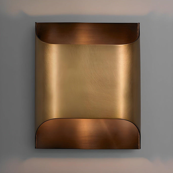 Leclerc Brass Wall Lamp-DWHOME