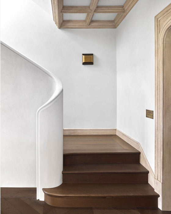 Leclerc Brass Wall Lamp-DWHOME