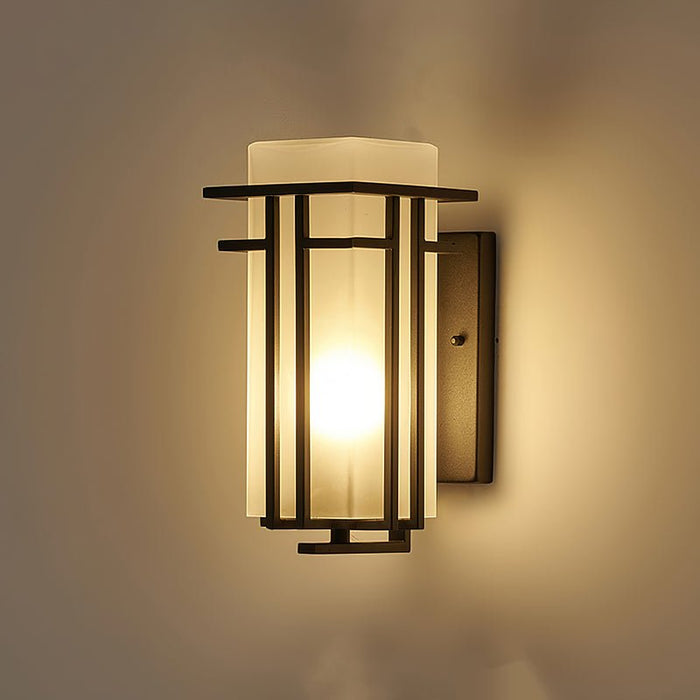 Linden Outdoor Wall Lamp-DWHOME
