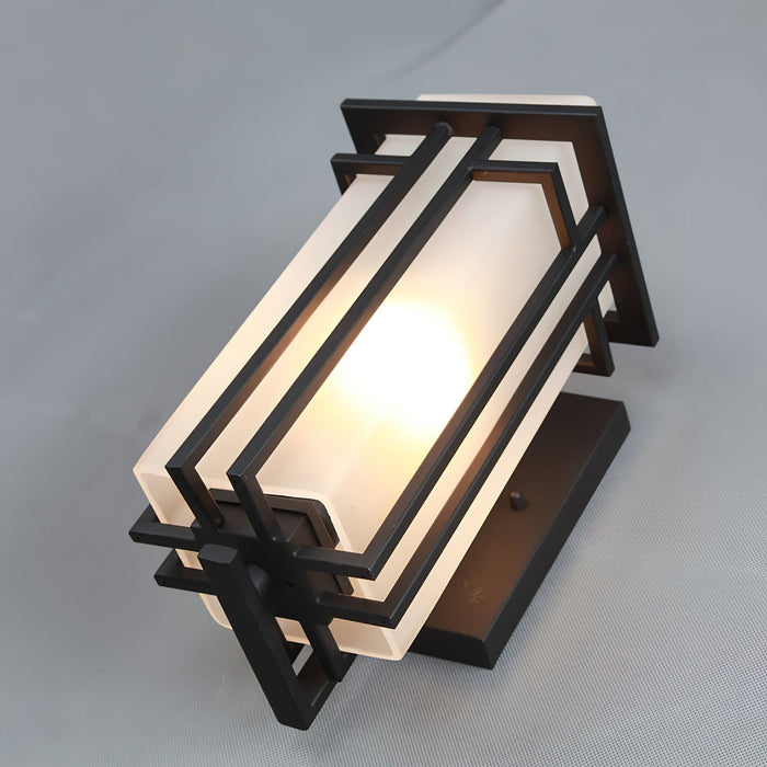 Linden Outdoor Wall Lamp-DWHOME
