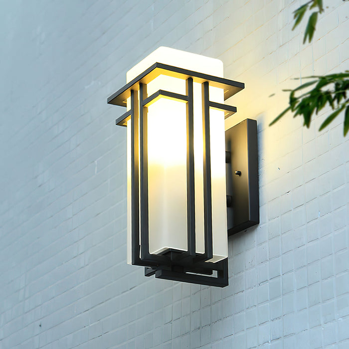 Linden Outdoor Wall Lamp-DWHOME