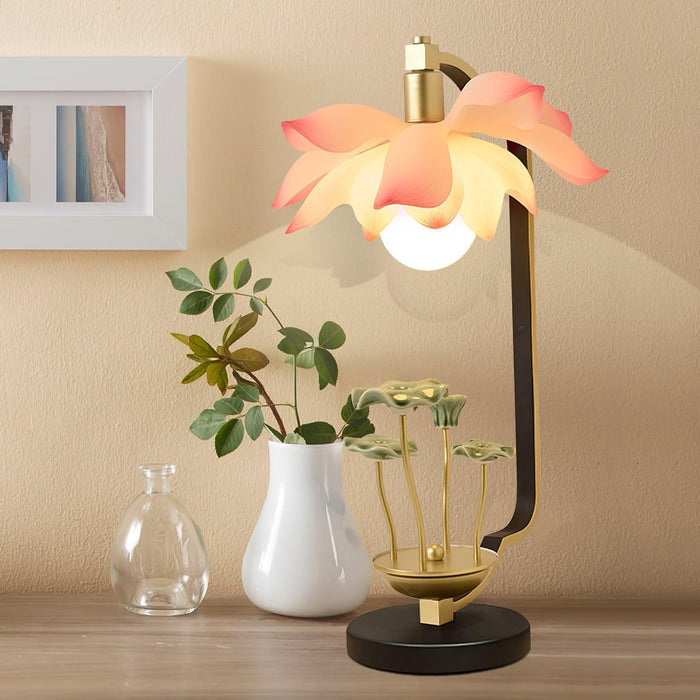 Lotus Table Lamp - DWHOME
