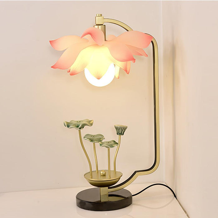 Lotus Table Lamp - DWHOME