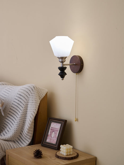 Lucille Wall Lamp - Vakkerlight