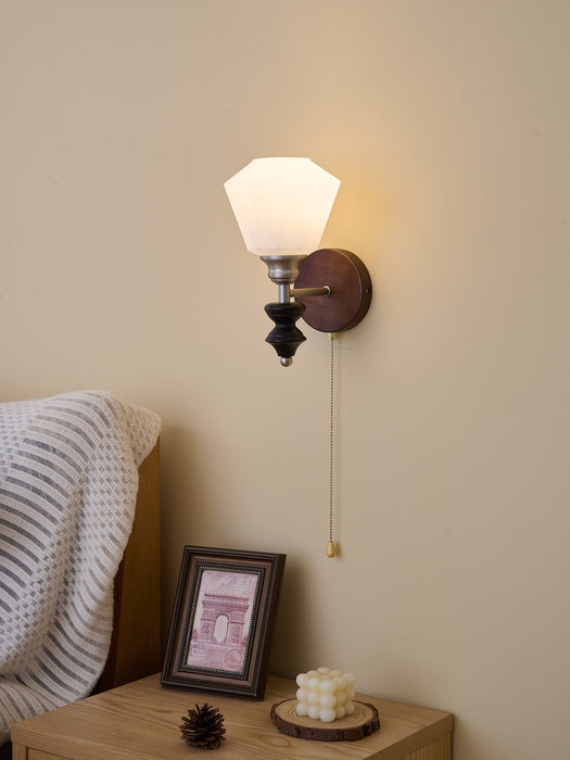 Lucille Wall Lamp - Vakkerlight