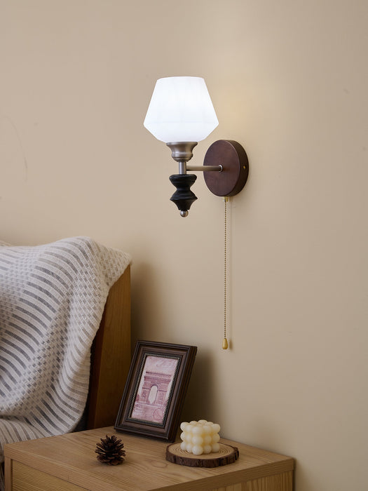 Lucille Wall Lamp - Vakkerlight