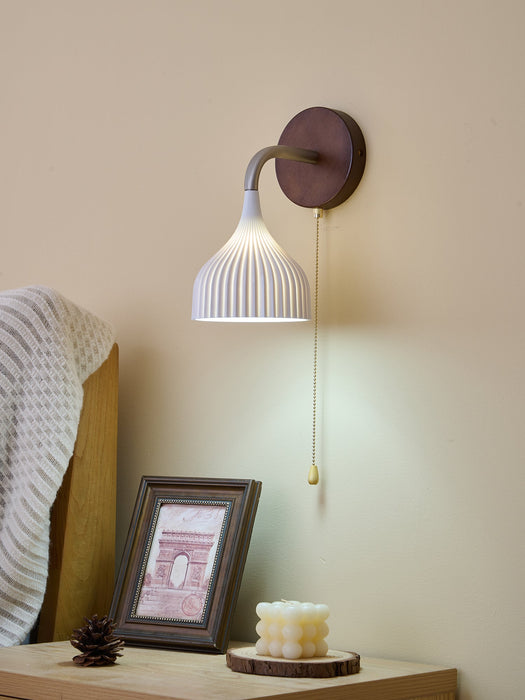Lucina Wall Lamp - Vakkerlight